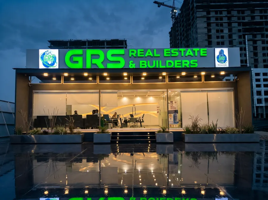 GRS Builders, sales office by Al Ahad Containers